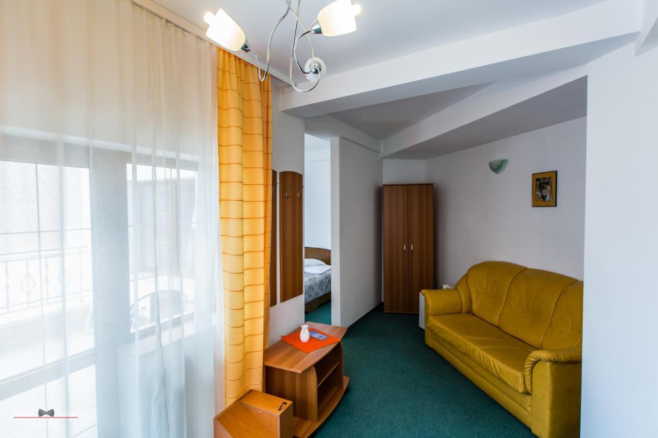 Pensiunea Vila Europa Deva Buitenkant foto